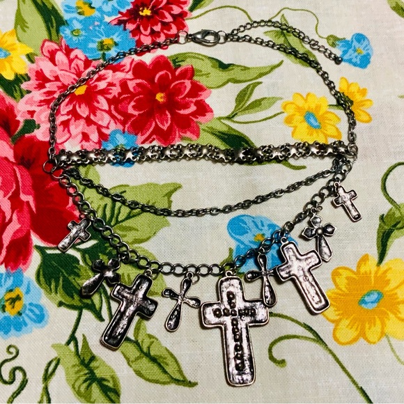 Goth style cocker with multi chain necklace - Picture 6 of 10